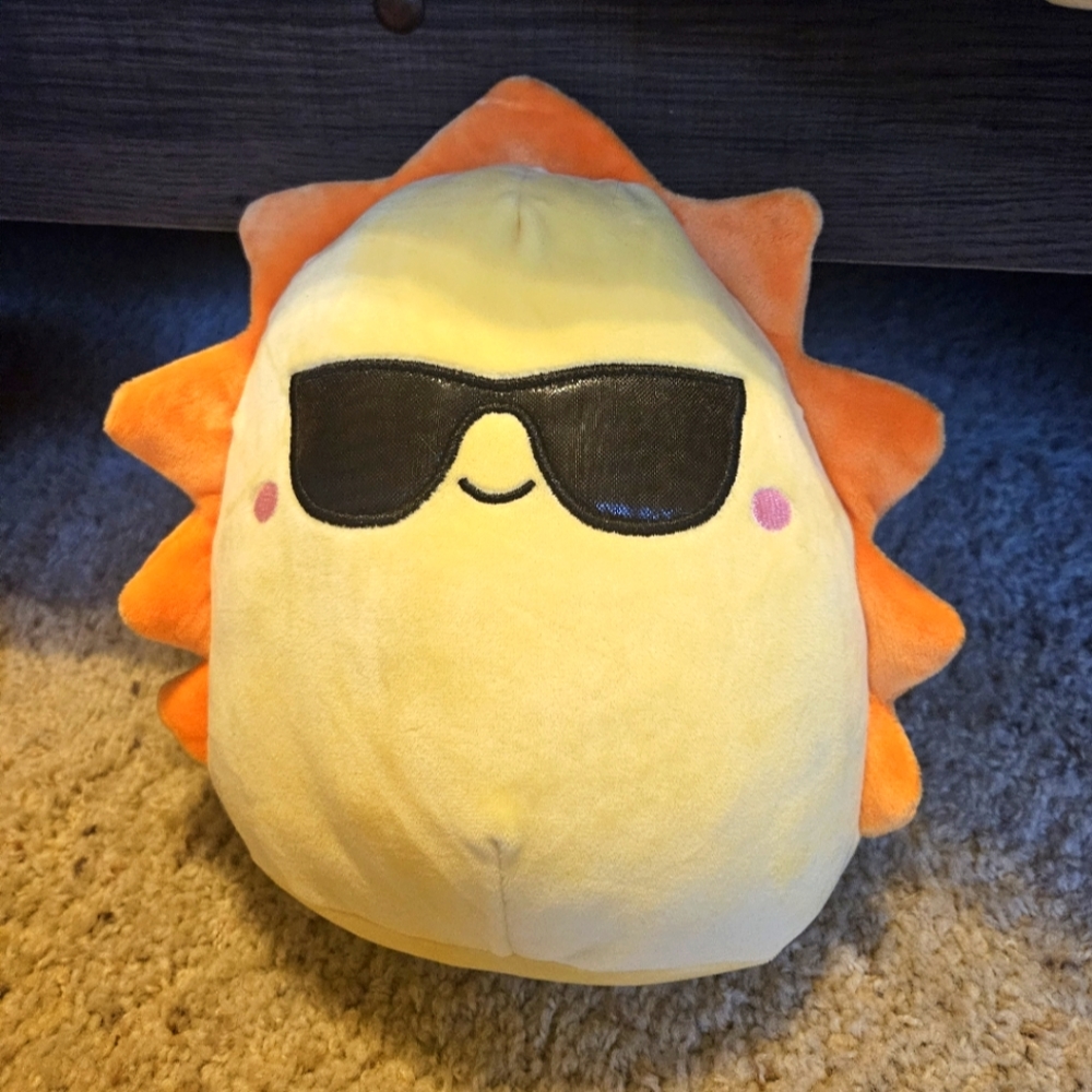 Cruz The Sun 🌞 Squishmallow 8” Space Squad 😎 with sunglasses